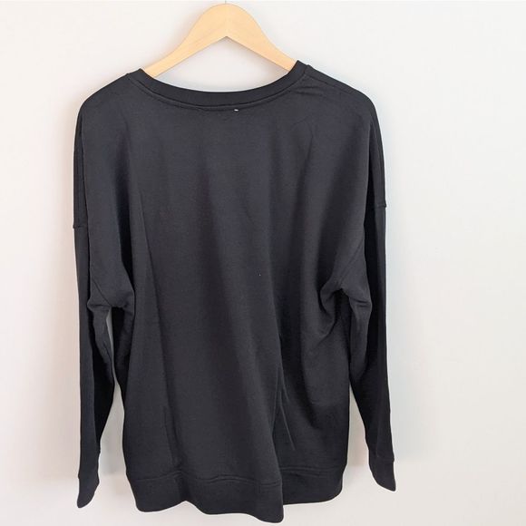 Halston Studio Black Long Sleeve Sweatshirt - Picture 2 of 3